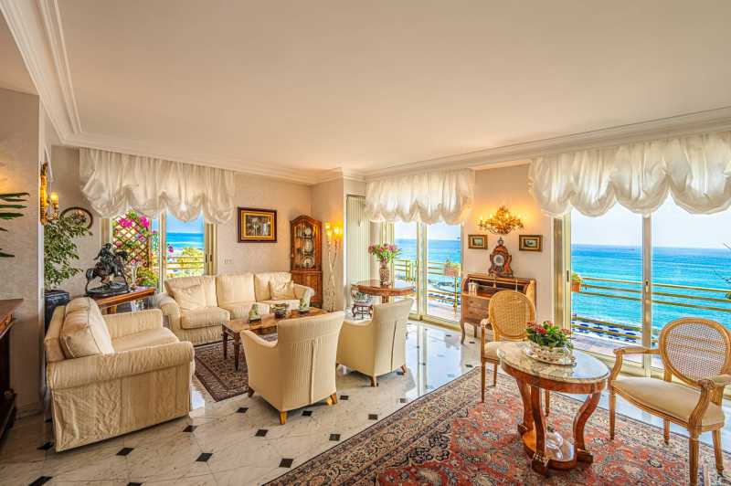 Luxury penthouse in the city of Ventimiglia